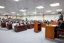 부인 회사 194건 수의계약 이런 시의원도 봐준 지방의회 [지방의회 비즈니스]