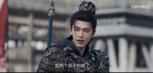 인기 중드 옥을 찾아서에 발끈한 中 인민해방군 화장하는 군인 NO