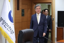 김관정·김지용·문홍주·이윤제…초대 중수청장 후보 4파전 압축