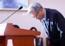 ‘친일 유묵’ 은폐 의혹 유홍준 사과 “저의 불찰…실수 공개도 주저”