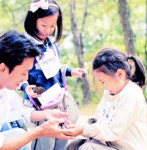 숲 거닐며 이야기 나누기