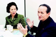 “아버지…묘소에 술이라도 한잔 따랐으면”