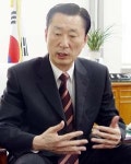오창근 울릉군수 “독도에 등반로 만들것”