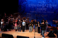 헤비메탈 ‘옹헤야’ 랩 ‘춘향전’ 신나네!