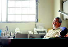 64살은 젊다 멋져라 인술