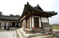 동지섣달 아랫목 같은 기억 속의 그 집