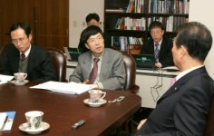 “노대통령 남북 정상회담해야…북도 나쁠것 없다”