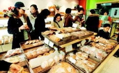 “자연드림 빵집 500개면 우리밀 농가 다 살립니다”