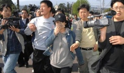 “하늘나라에서 잘살길…”