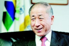 전근대적 하도급 구조 청산…혁신적 중소기업 키워야