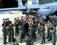 “한국 정비사들·삼겹살 소주맛 잊지 못할 것”