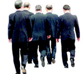 28년된 농업경제 연구자 출신에도 “사표내라”
