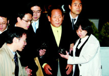 정화삼씨 “청탁” 진술…노건평씨는 로비 부인