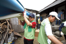 ‘따뜻한 손길’ 모아 농어촌 낡은집 새단장