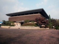 국내 첫 ‘이천 도자박물관’ 매각 공고“한국 도자기 자존심 와르르”