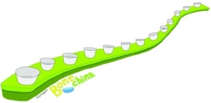 물레 앞의 ‘로맨틱’은 어디로 간겨