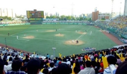 ‘한국시리즈 10승의 전당’ 무등야구장 32년을 뒤로 하고 ‘전설로 남다’