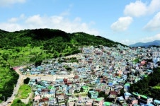되살아난 옛 시절…산비탈 오르면 역사여행이 시작된다