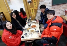 식탐 고딩, 학교 앞 분식집 습격사건