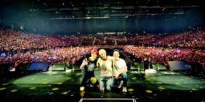 3년만에 돌아온 JYJ…홍콩 ‘십년팬’ 웃기고 울리고