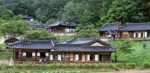 고아한 정취와 편리함 잡은 한옥호텔