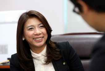 이자스민 “기사 댓글 열심히 보는 이유는…”