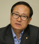 홍영표 의원 “저는 친일 후손입니다” 공개 사과