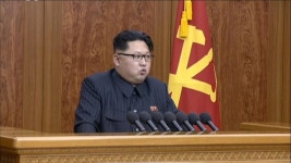 김정은 신년사, 핵무기 언급없이 남북대화 의지 피력