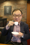 “‘커피 홍보’ 퇴짜 맞아 오기로 공부하다 ‘악마의 유혹’에 빠졌죠”