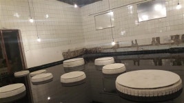 50년 된 목욕탕, 예술이 됐네!