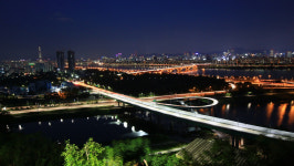 해 진 뒤가 더 아름다운 서울의 여름밤