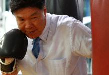 홍수환, “위기의 복싱, 스타선수가 필요하다”