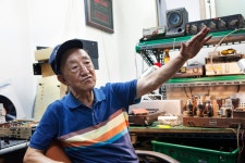 세운상가 되살리는 70대 오디오 수리 장인의 열정