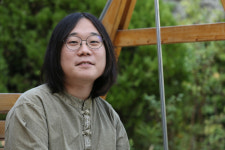 “청소년은 정치와 무관하다는 인식 바꿔야죠”