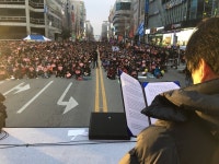 대전시국대회 “박근혜 본적은 안드로메다…당장 그만둬야”