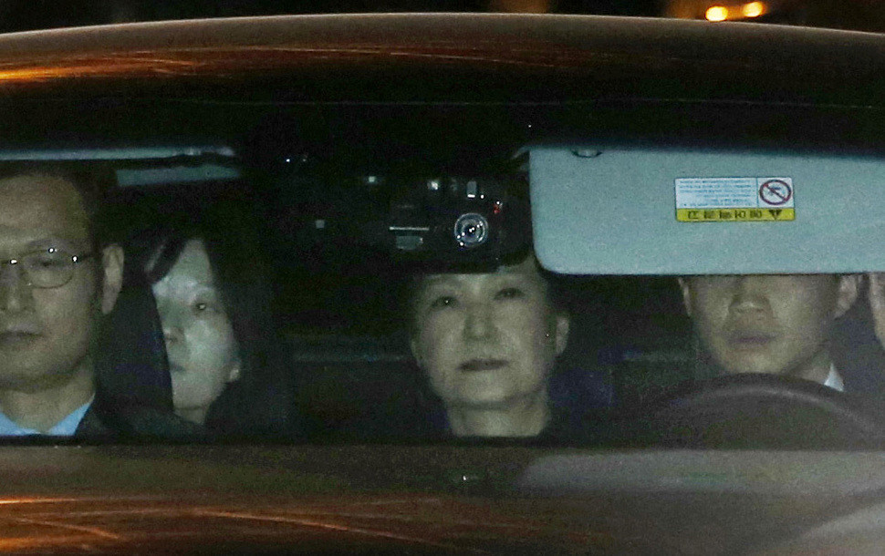 현직 대통령 윤석열, 내란 우두머리 혐의로 구속영장 심사 출석