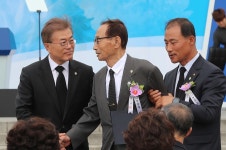  4부요인 대신…지뢰로 다친 군인들 맨 앞자리에 ‘파격’ 