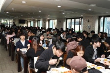  삼시세끼는 옛말? 성인 58% “삼시두끼” 