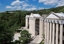  학문과 평화의 전당 경희대학교 