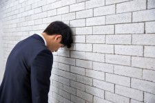  “스트레스 많이 받으면 건강 잘 안 챙긴다” 