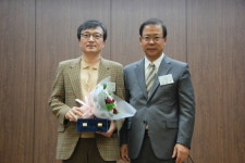  ‘경제정의실천시민상’ 김의겸 전 ‘한겨레’ 기자 