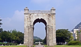  [역사 속 오늘] 독립문, 일제 아닌 중국한테서 독립 상징 