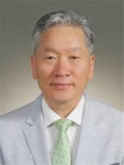   ‘산악시인’ 권경업 국립공원관리공단 이사장 
