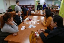  “여기가 맛집” 깨알 정보 나누며 어느새 ‘동네 친구’ 