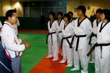  “나라의 명예”→“사랑합니다”…대통령 올림픽 축전, 이렇게 변했다 