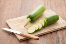  [ESC] 제철 애호박, 씨 빼고 볶으면 더 맛있어 