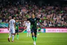  전북 이동국 프로축구 최다골 211호 