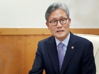“숲은 공익적 가치가 큰 자원, 사회적경제와도 잘 어울려”