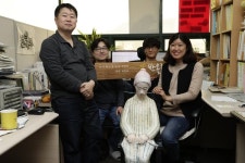  “반도체 노동자 아픔 여전한데 큰상 받으니 만감교차해요” 