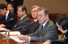  문 대통령 “유치원·채용비리 분노 커…관행 눈감았는지 반성해야” 
